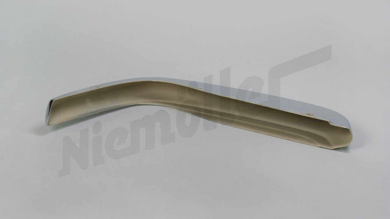 E 88 014 - Partie supérieure du pare-chocs à droite