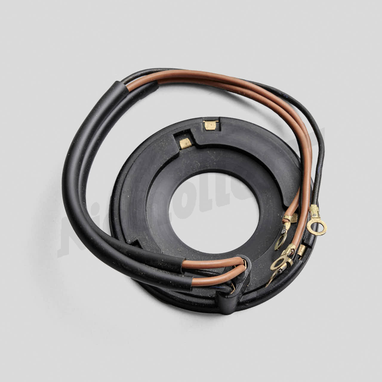 F 46 321 - İletişim plakası