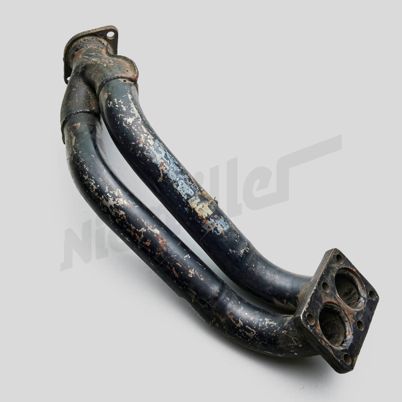 F 49 001 - Przód rury wydechowej