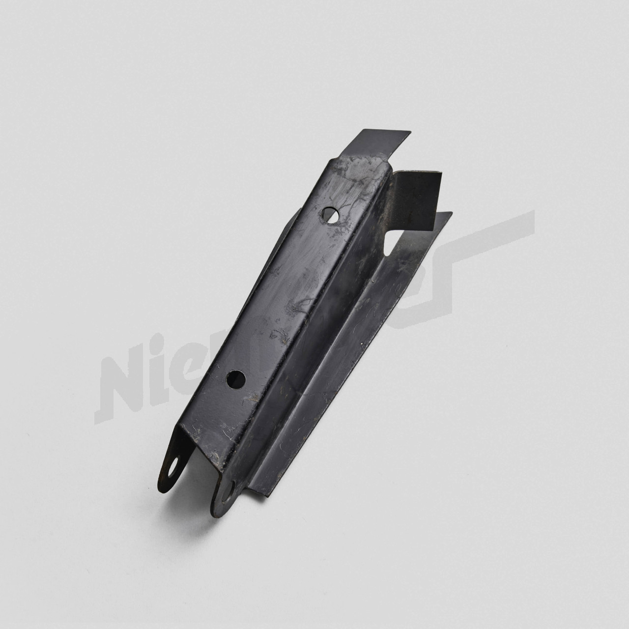 F 62 028 - Console pour amortisseur de direction