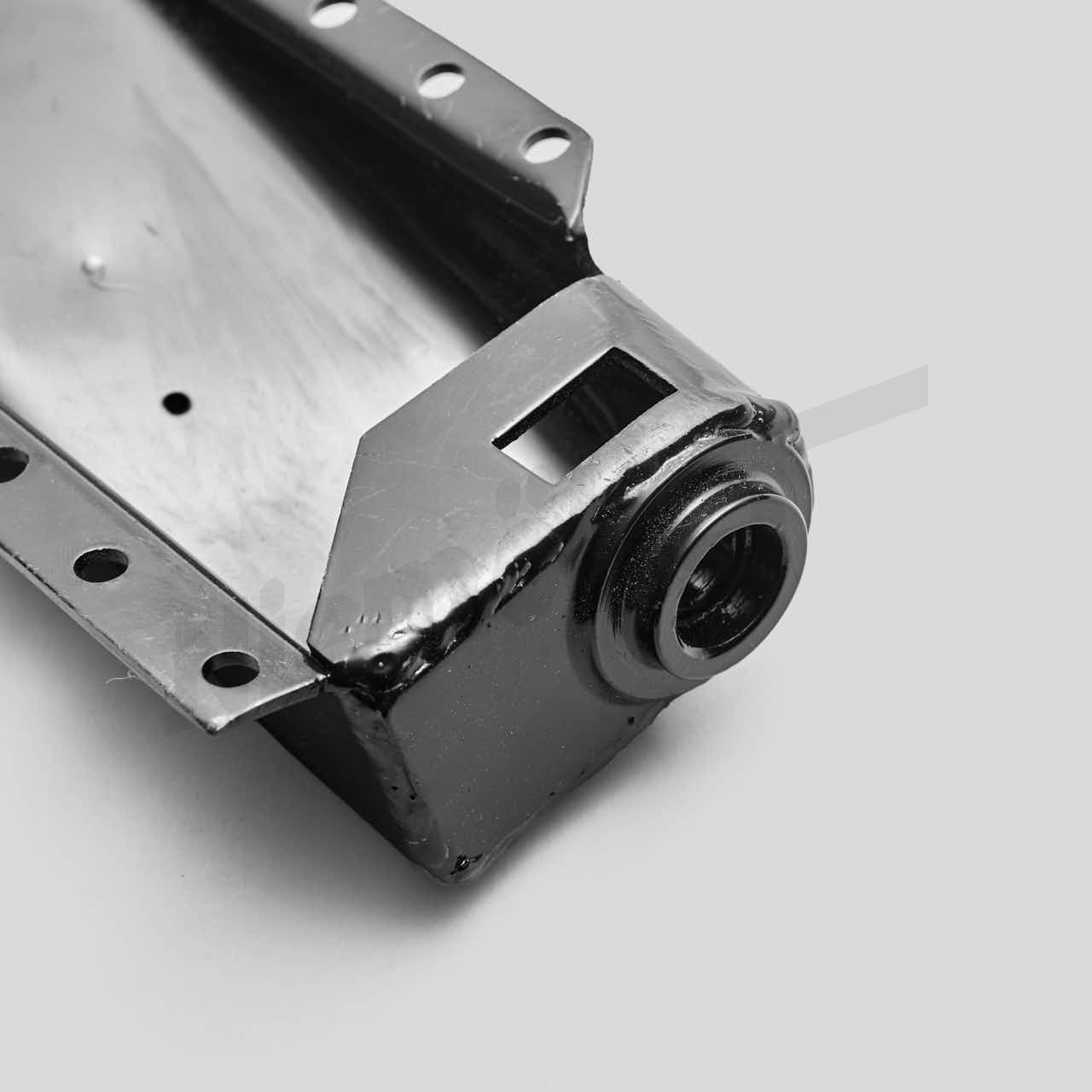 F 62 199 - Bracket front axle carrier front left