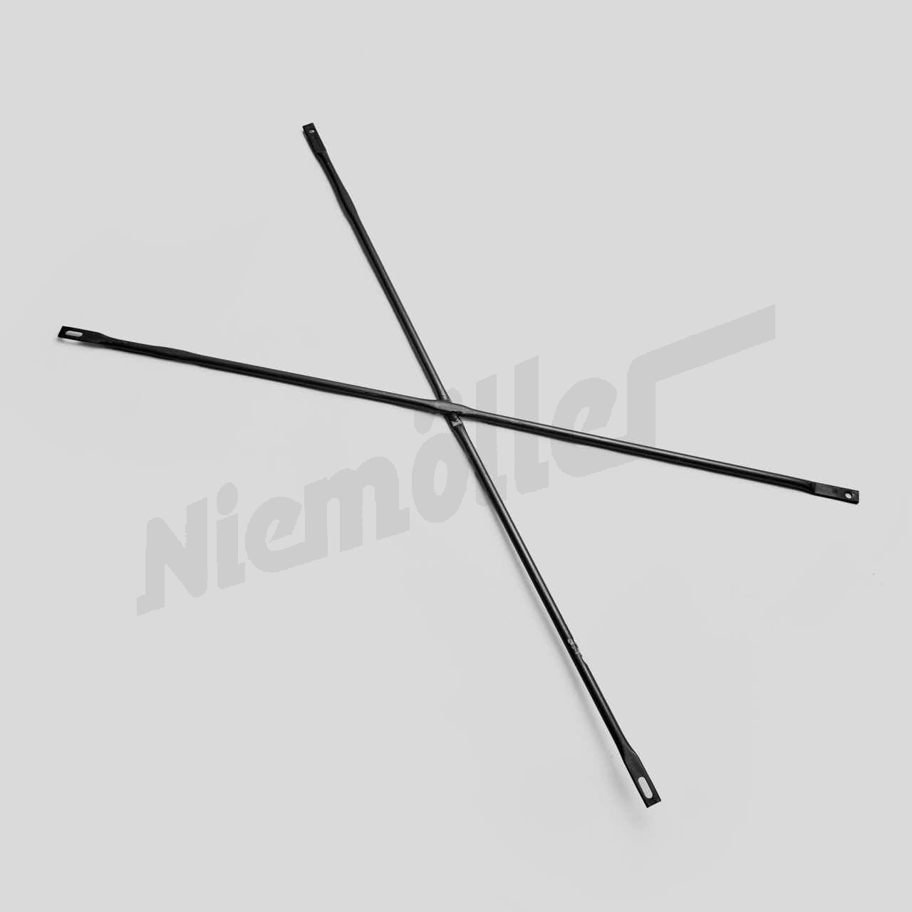 F 62 243 - Brace between stiffener and closes.