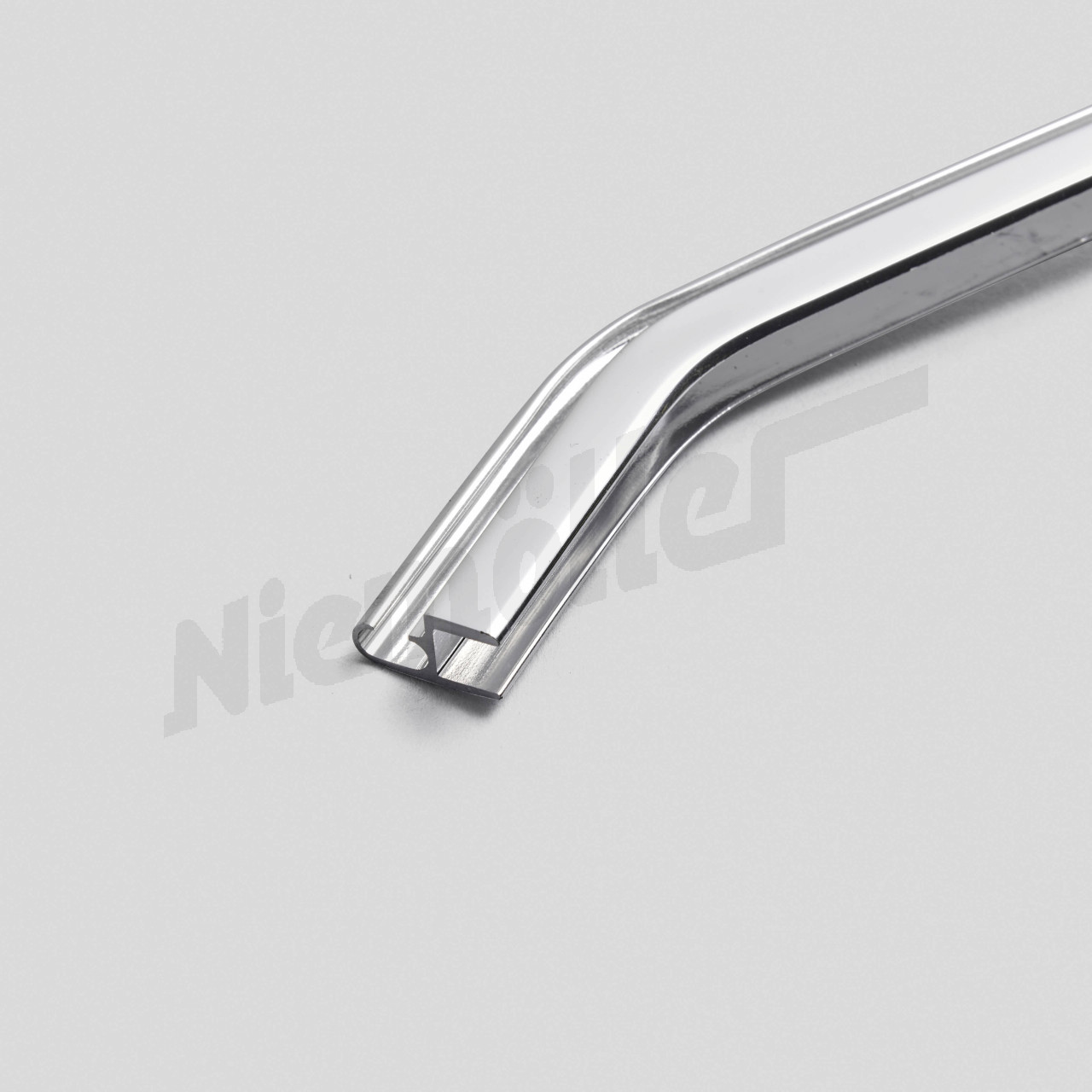 F 67 099 - Ön sol çerçeve bölümü