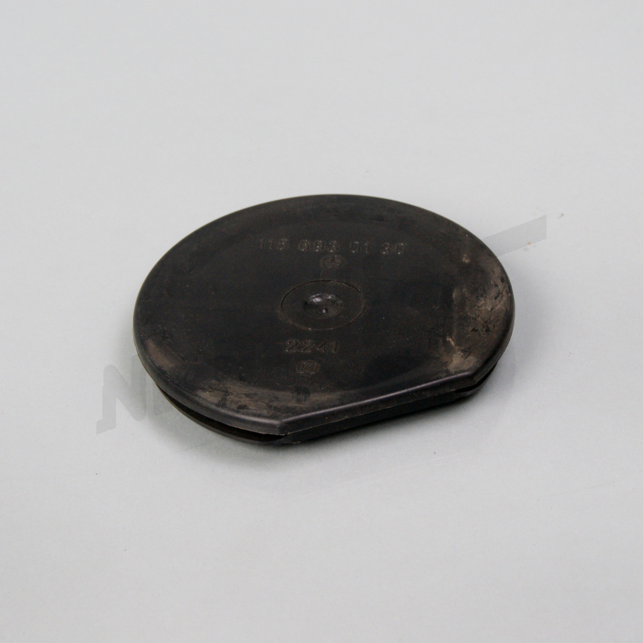 F 69 033 - Pokrywa do montażu amortyzatora