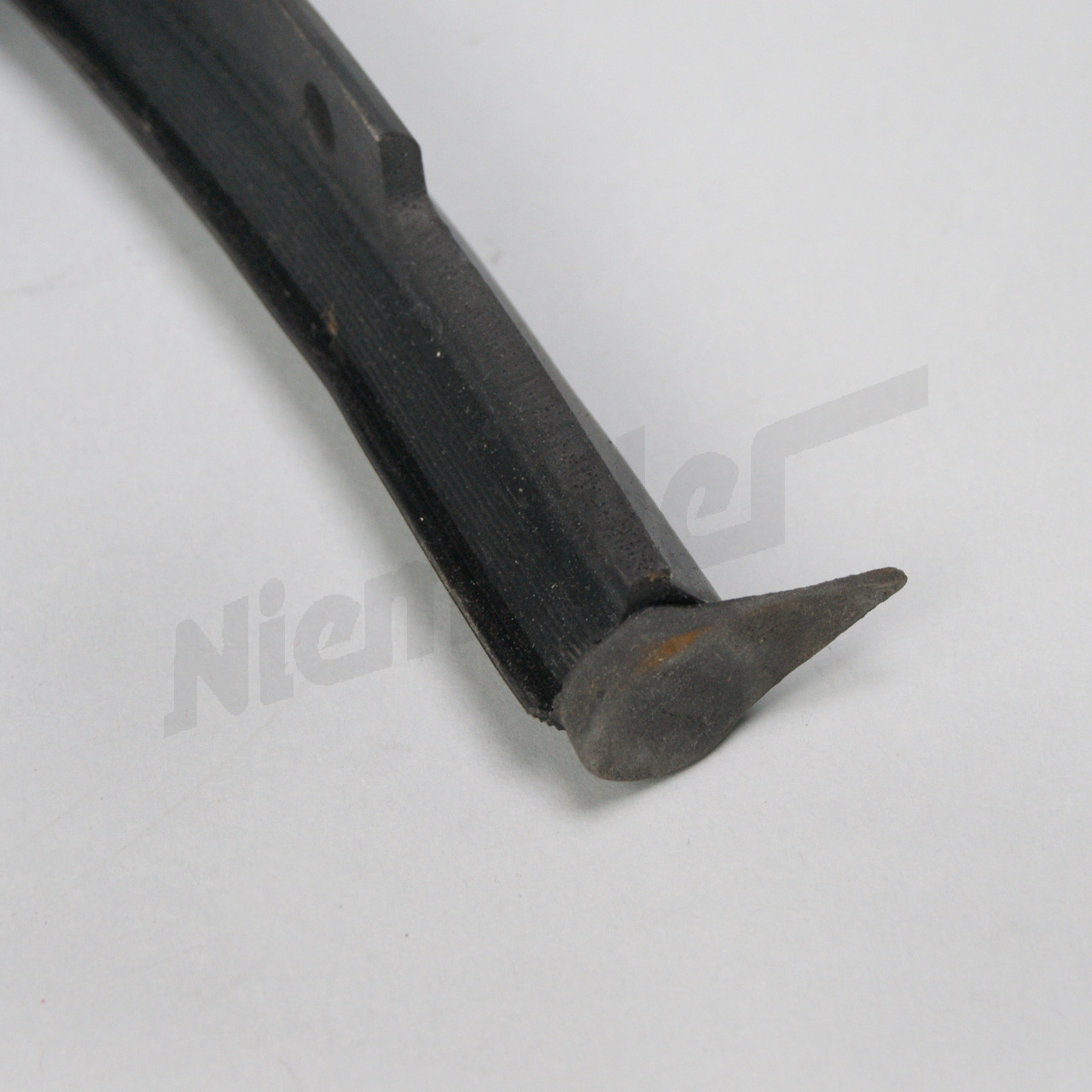 F 78 013a - Guarnizione tetto scorrevole anteriore SLC