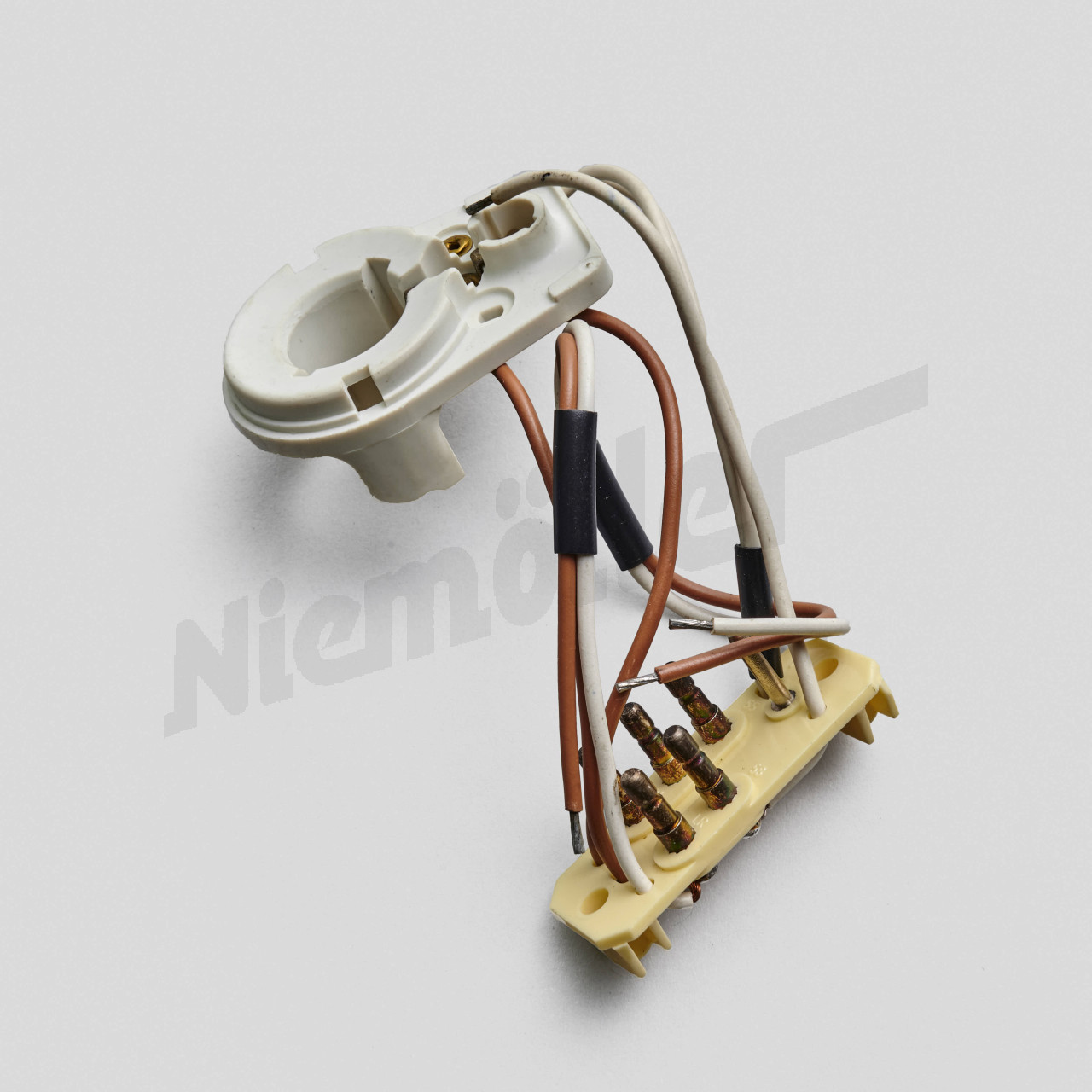 F 82 094 - Plaka sis lambası