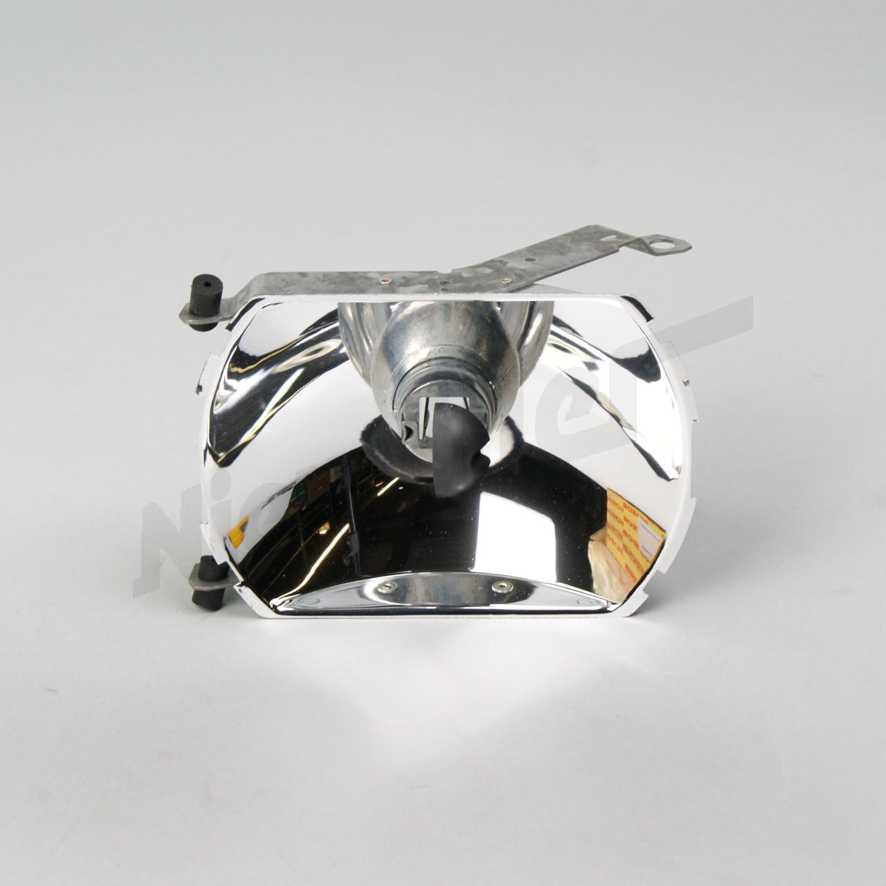 F 82 280 - Réflecteur droit