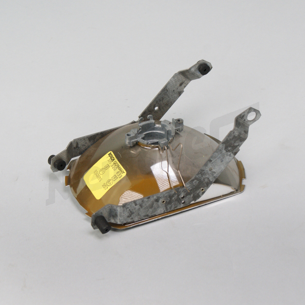 F 82 280 - Réflecteur droit