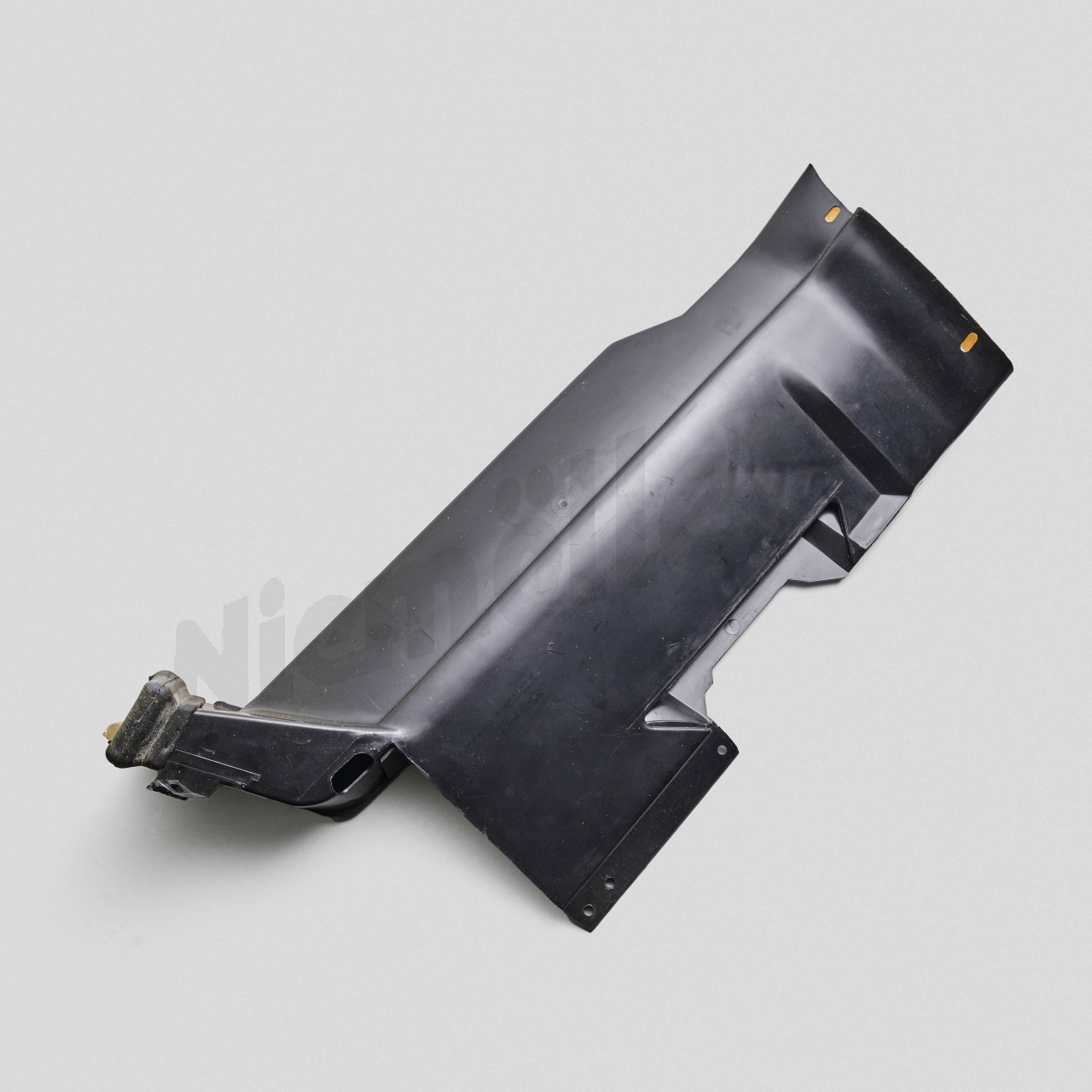 F 83 291 - Condotto dell'aria a sinistra