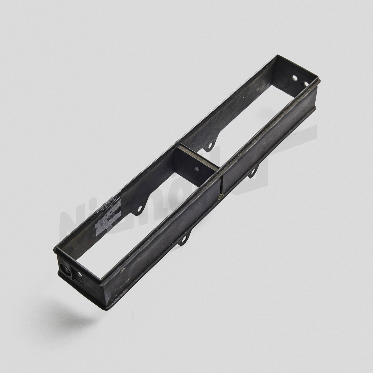 F 83 329 - Cadre 2ème choix