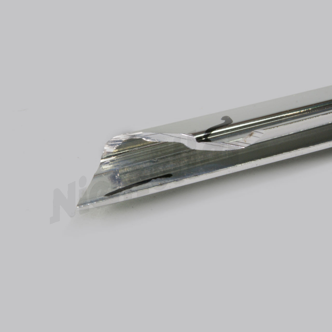 G 73 096 - Barra decorativa, marco de ventana delantero derecho, 2ª opción con ligeros arañazos