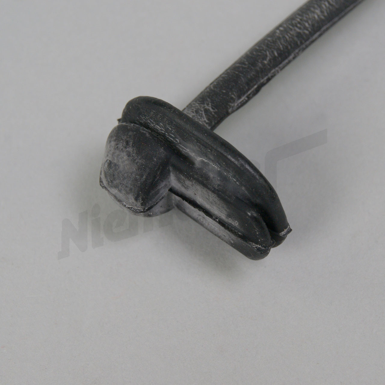 G 97 102 - Cinta en el respaldo trasero