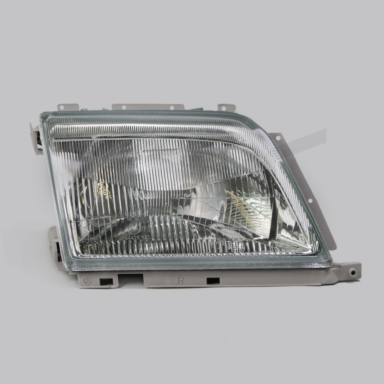 H 82 002 - Reflektor prawy W129
