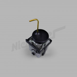 B 86 001 - Watertank inclusief houder voor ruitensproeiersysteem