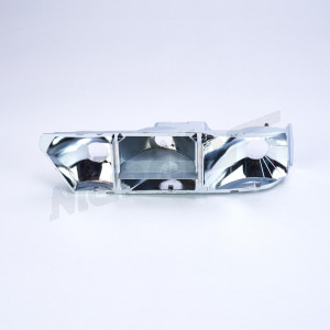 D 82 597c - Odbłyśnik prawy do światła tylnego W113/111 późno