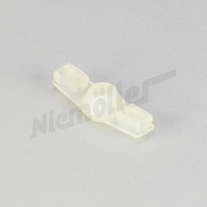 F 07 012 - Patte