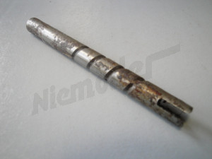 A 26 066 - Speedometer drive shaft