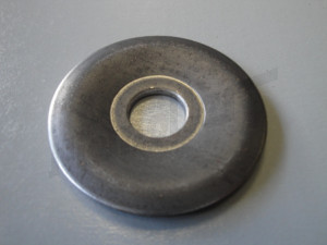 A 33 131 - Clamping washer for rubber buffer