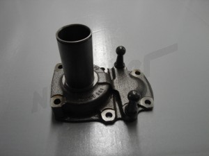 B 26 094 - Front transmission housing cover
