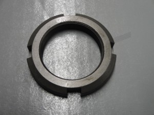 B 35 239 - grooved nut 35x1,5 DIN 70852