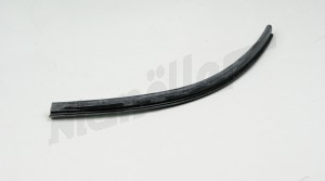 B 67 072 - rubber profile 300d / sold per meter