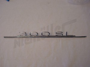B 75 065 - type sign 300SL for trunk lid