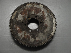 C 03 003 - Flywheel with tempering gear rim
