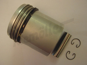 C 03 047c - Zuiger met zuigerpen Cilinder D: 76,5mm