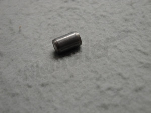 C 03 094 - Cylindrical pin 8h 8 x 8 DIN 7