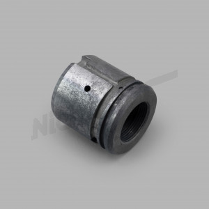 C 05 009 - Third camshaft bearing