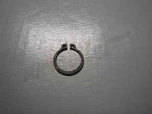 C 05 089 - Seeger Ring
