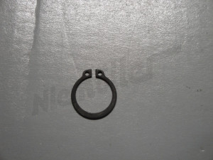 C 05 214 - Retaining ring for tension wheel