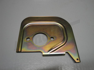 C 07 345 - Shield plate for carburetor on intake manifold