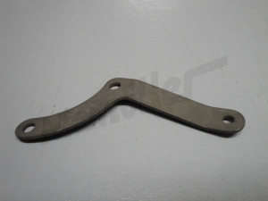 C 08 111 - Pipe holder for fuel line