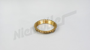 C 26 042 - synchronizer ring ( compare with old ring besfore instalation - width of the noses )