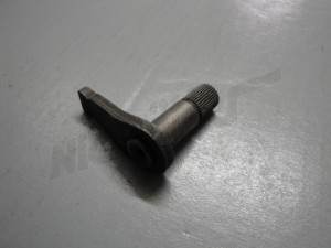 C 26 137 - Selector finger on top of gearbox cover