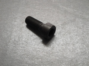 C 26 181 - screw