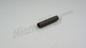 C 32 025 - Distance tube for torsion bar