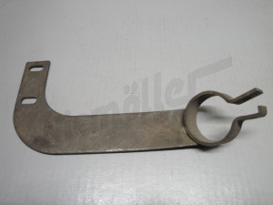 C 49 015a - Holder for front exhaust pipes