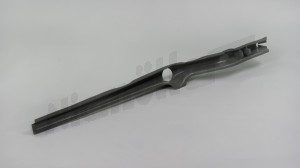 C 61 014 - Miembro lateral superior trasero derecho