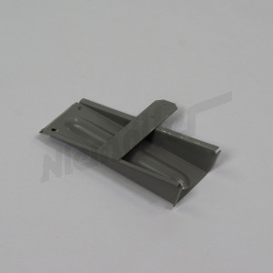 C 64 023 - Support de plaque arrière 190SL
