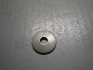C 68 084 - Arandela elástica para la parte superior de la placa de montaje
