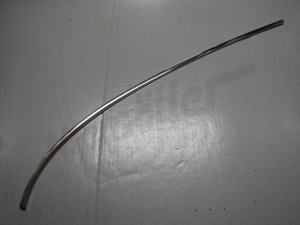 C 68 110 - chrome moulding, left