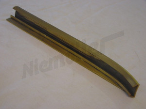 C 72 248 - Sealing rail soft top center front right