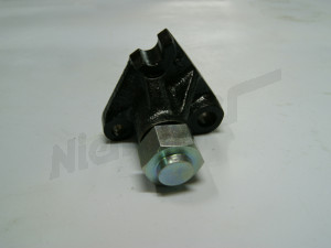 D 05 143 - chain tensioner including gasket ( for W186/189 the 3rd mounting hole can be cutted off )