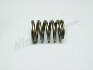 D 05 221 - outer valve spring