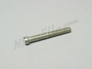 D 07 244 - Screw for carburetor cover