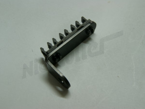 D 15 275 - mounting support