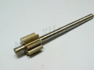 D 18 063 - Drive shaft with toothed wheel