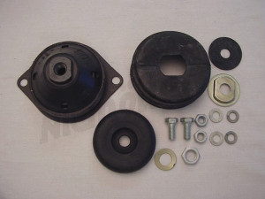 D 22 139 - Rear engine bearing repair kit
